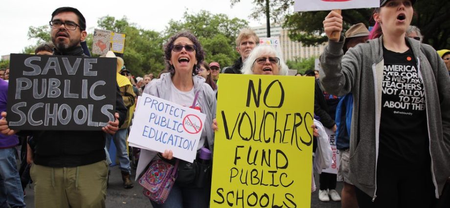 states-should-reject-federal-school-voucher-scheme