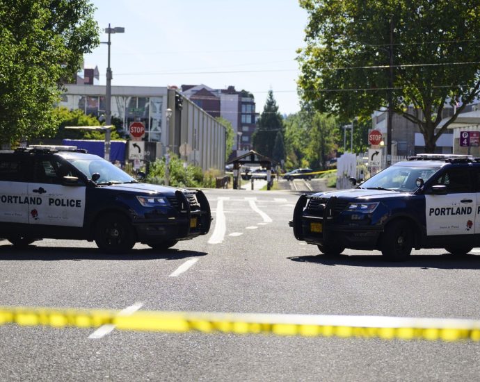 police-say-federal-agents-shot-two-people-in-portland