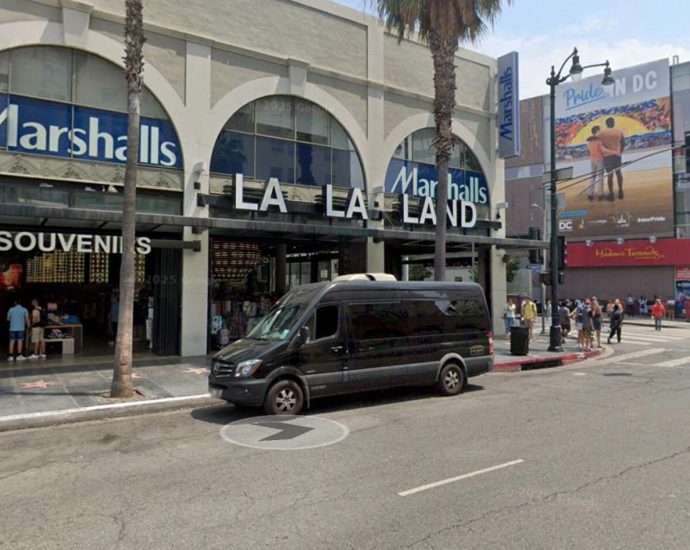 marshalls-closes-hollywood-and-san-jose-outlets