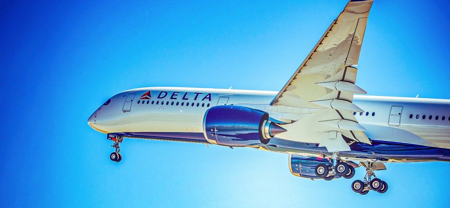 why-the-airbus-a350-has-such-a-high-service-ceiling