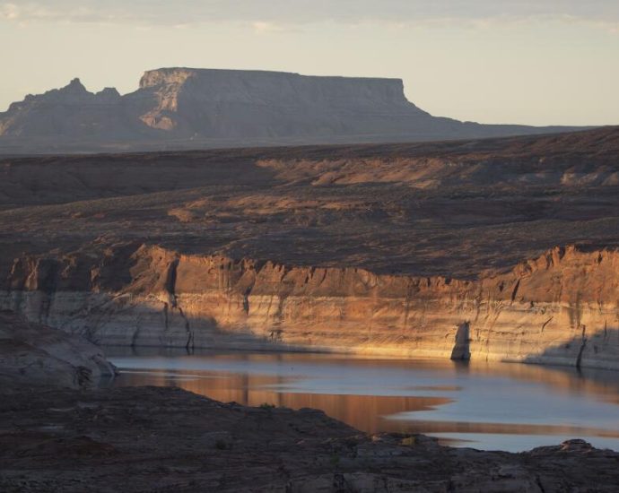 the-traitor-administration-proposes-colorado-river-options-that-could-hit-california-hard