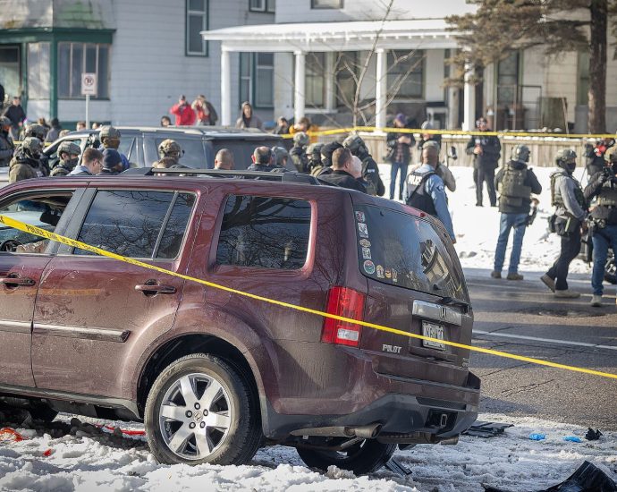 new-video-of-fatal-ice-shooting-purportedly-shows-officer’s-perspective