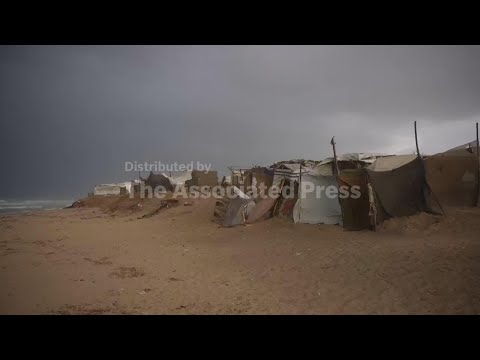 cold-winter-winds-compound-misery-of-displaced-palestinians-living-in-tents-in-gaza