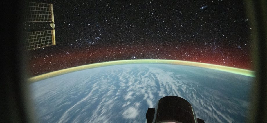 change-of-command-of-international-space-station-to-occur