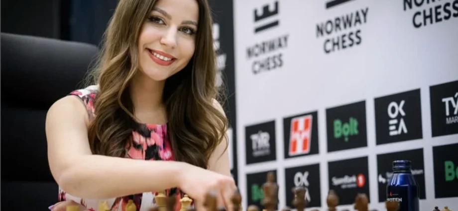 “i-felt-disgusted”:-ukrainian-chess-champion-on-fide-welcoming-russia-back-while-missiles-still-fall
