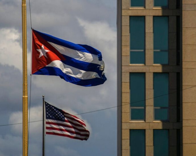 the-traitor-says-no-more-venezuelan-oil-or-money-to-go-to-cuba,-demands-‘deal’