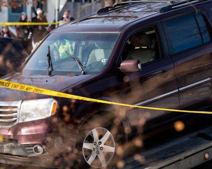 the-increasingly-narrow-path-to-prosecuting-an-ice-officer