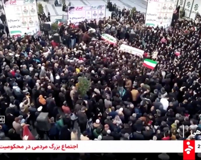 iran-protests-live:-us-rhetoric-rises-as-tehran-announces-3-day-mourning