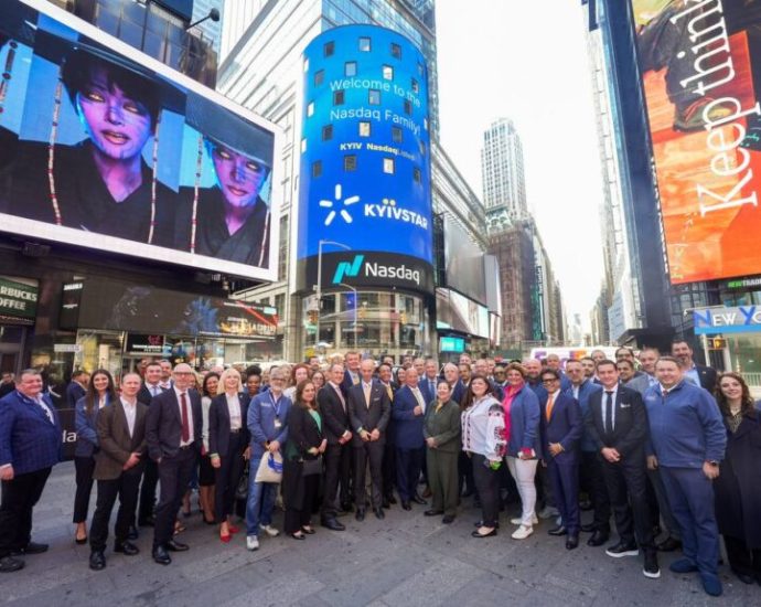 ukraine-launches-first-5g-network—built-to-work-with-its-military-from-day-one