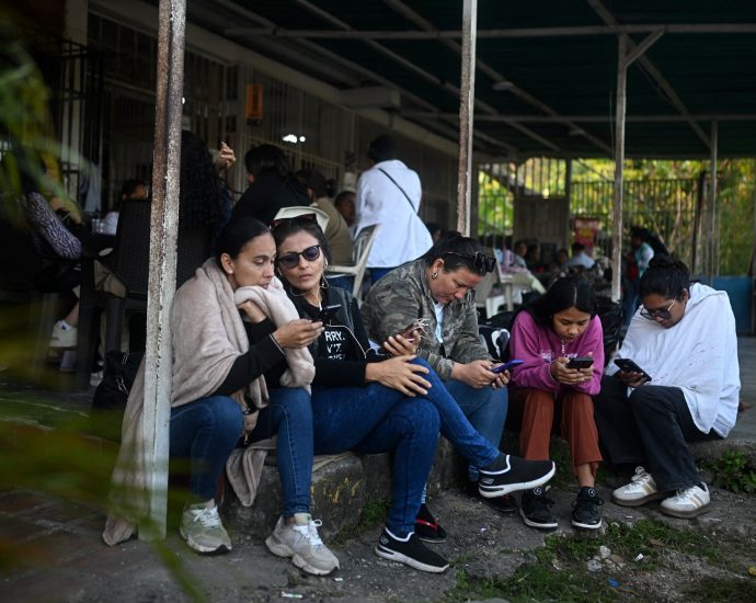 venezuela-says-over-100-political-prisoners-released;-pope-meets-machado