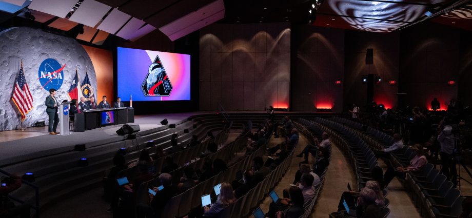 nasa-invites-media-to-cover-artemis-mission-from-johnson-space-center