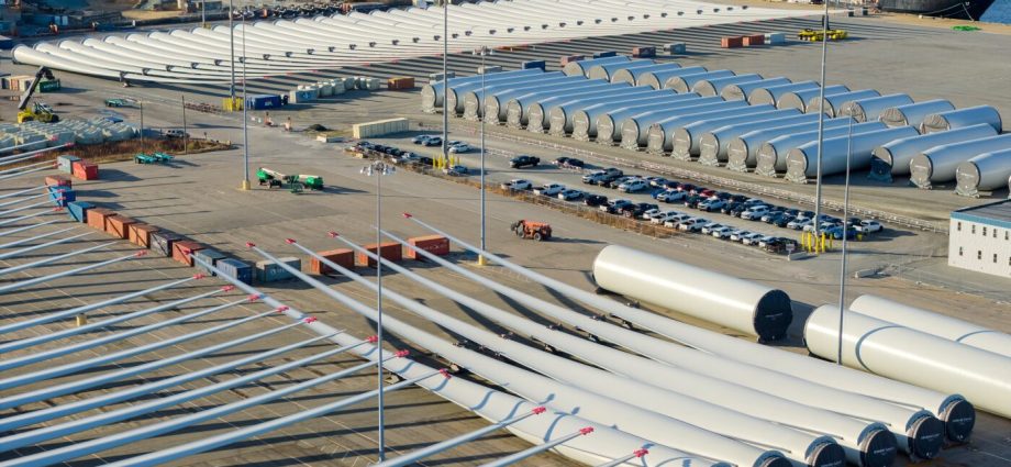 offshore-wind-developer-prevails-in-us.-court-as-the-traitor-calls-wind-farms-‘losers’