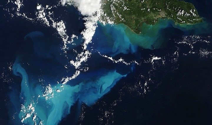 a-plume-of-bright-blue-in-melissa’s-wake