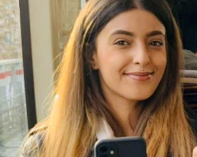 uk-hunger-striker-heba-muraisi:-‘i-think-about-how-or-when-i-could-die’