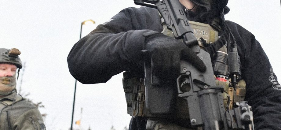 what-to-do-if-ice-invades-your-neighborhood