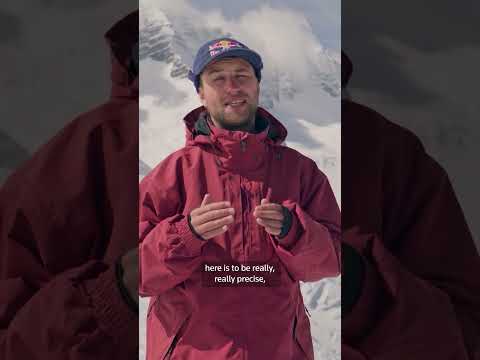 snowboarder-traverses-‘tightrope’-course-in-the-italian-alps