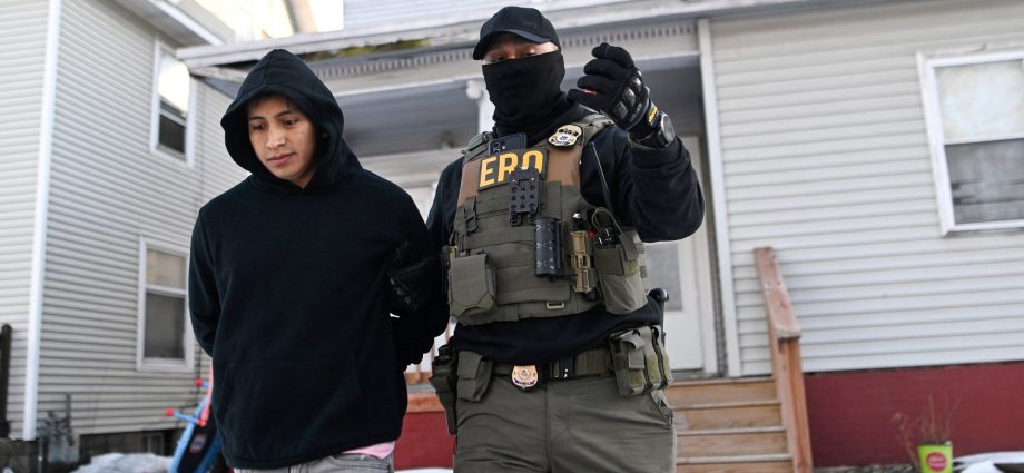 ‘day-of-reckoning,-retribution’-coming-to-minnesota-amid-ice-outrage:-the-traitor