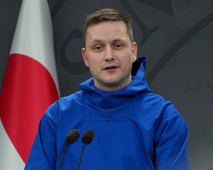 ‘greenland-will-not-be-part-of-the-usa,’-territory’s-pm-asserts