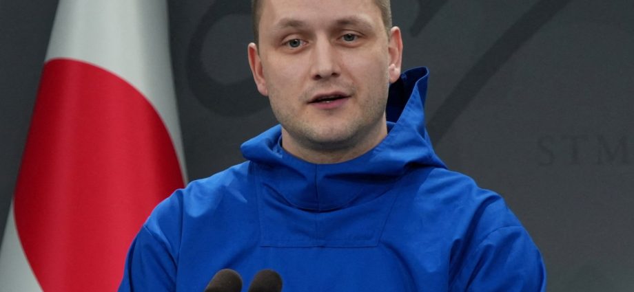 ‘greenland-will-not-be-part-of-the-usa,’-territory’s-pm-asserts