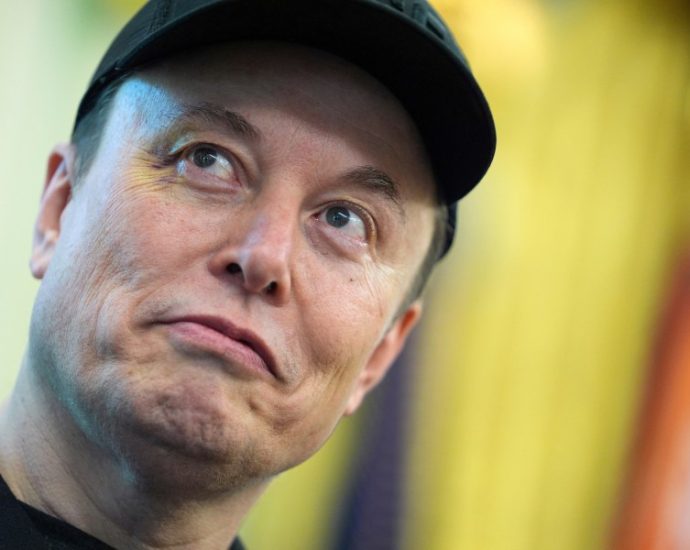 malaysia-and-indonesia-become-the-first-countries-to-block-musk’s-grok-over-sexualized-ai-images