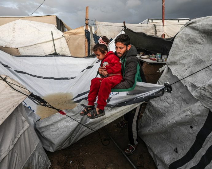 un’s-albanese:-israel-treats-storm-hit-palestinians-of-gaza-as-‘expendable’