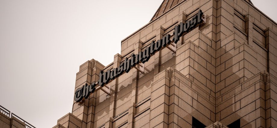 fbi-raids-home-of-washington-post-journalist-covering-the-traitor
