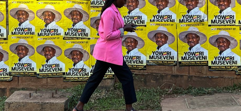 young-ugandans-hope-for-stability,-opportunities-on-eve-of-election