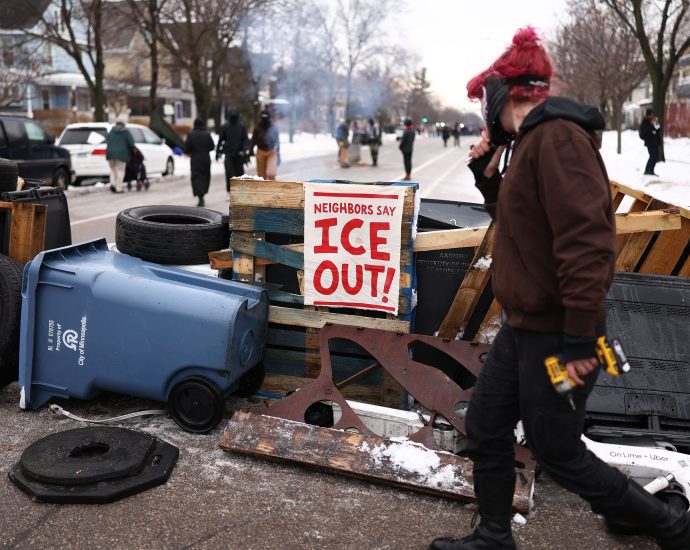 in-photos:-one-week-since-the-shooting-of-renee-nicole-good-in-minneapolis