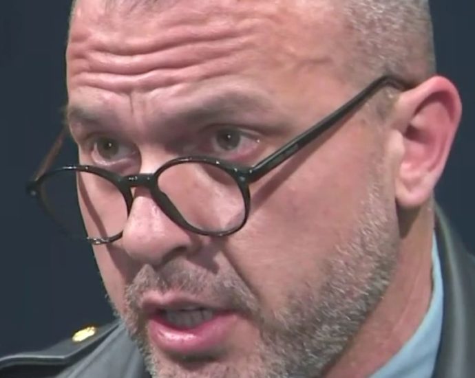 one-person-injured-in-shooting-by-federal-agent