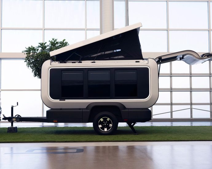 honda-base-station-prototype:-honda’s-unexpected-new-“electric-vehicle”