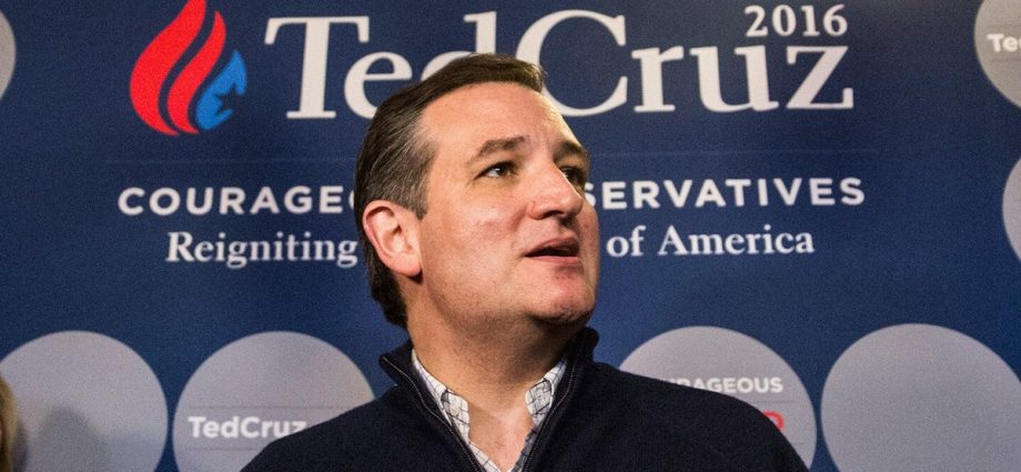 ‘jaw-dropping’:-people-are-stunned-by-ted-cruz’s-ominous-the-traitor-warning-in-decade-old-clip