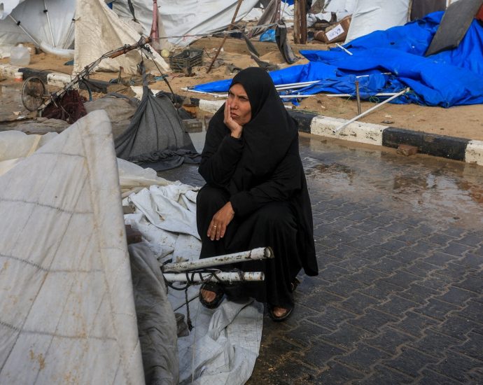 gaza’s-ceasefire-moves-to-next-phase,-but-is-it-working?