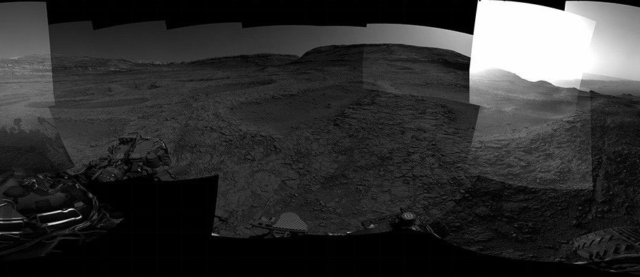 sol-4722:-right-navigation-camera,-cylindrical-projection