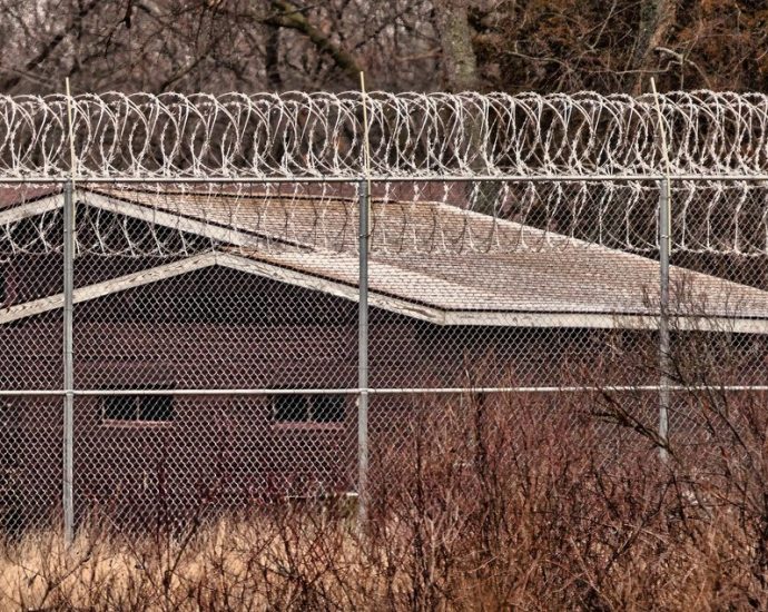 let-judges-reconsider-long-prison-sentences