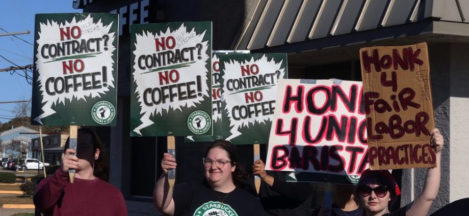 louisiana-starbucks-workers:-‘no-contract,-no-coffee!’