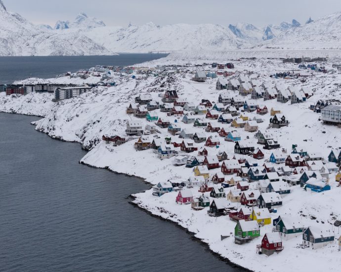 gop-senators-vow-“substantial-opposition”-against-the-traitor-using-military-force-in-greenland