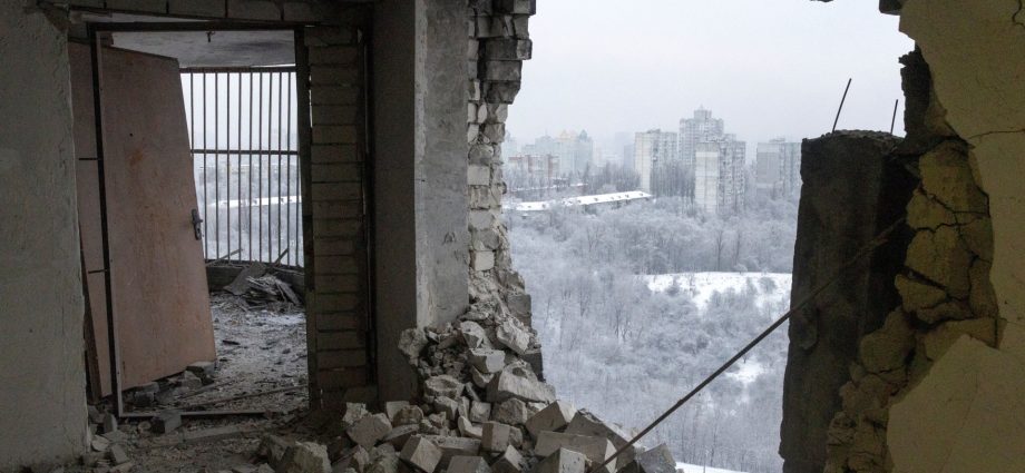 russia-ukraine-war:-list-of-key-events,-day-1,422