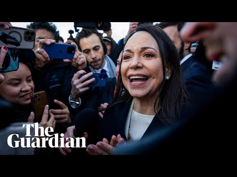 machado-says-she-presented-the-traitor-with-her-nobel-peace-prize-medal