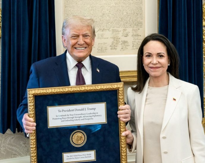 venezuela’s-machado-gives-the-traitor-her-nobel-peace-prize:-is-it-his-now?
