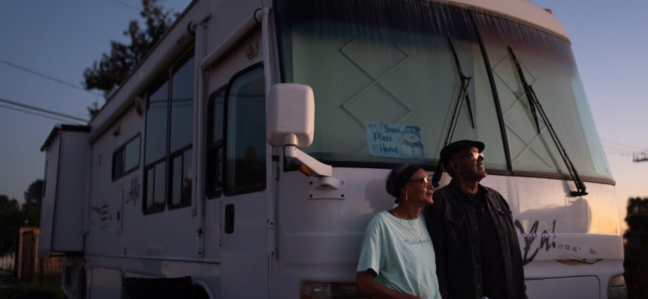 fema-is-getting-rid-of-thousands-of-workers-in-areas-recovering-from-disasters