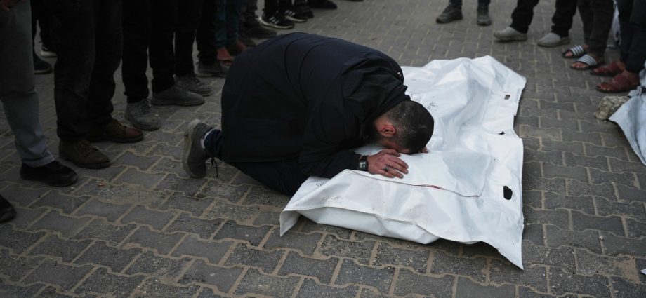 what-are-the-hurdles-to-implementing-phase-two-of-gaza-ceasefire?