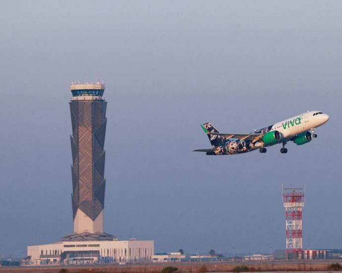 us-air-authority-warns-of-‘military-activities’-over-mexico,-south-america