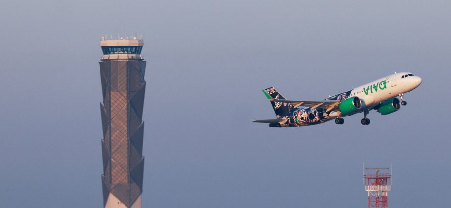 us-air-authority-warns-of-‘military-activities’-over-mexico,-south-america