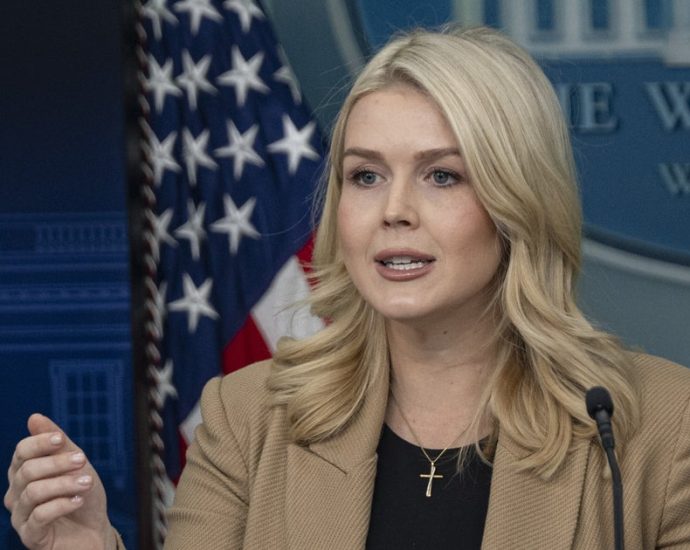 karoline-leavitt’s-meltdown-not-winning-her-any-fans-on-social-media