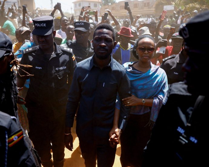 uganda’s-wine-says-escaped-raid-on-house-amid-disputed-presidential-vote