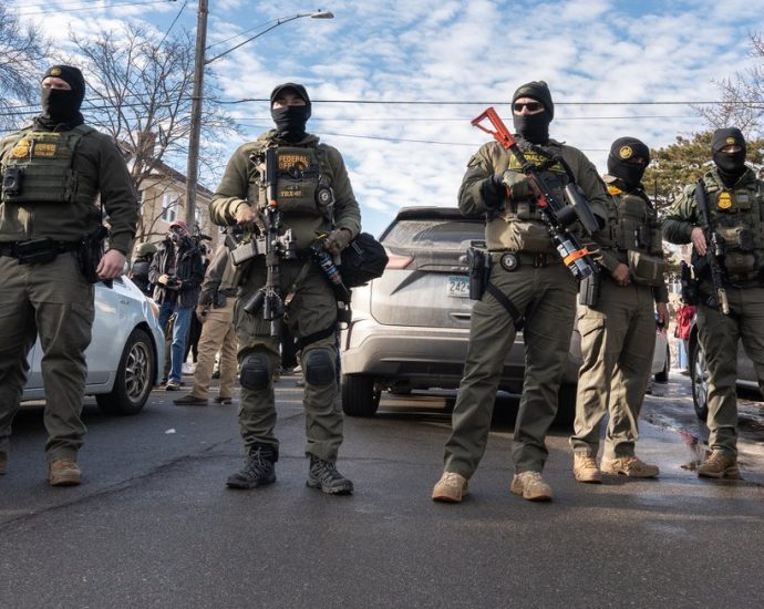 it’s-a-police-state-in-minnesota