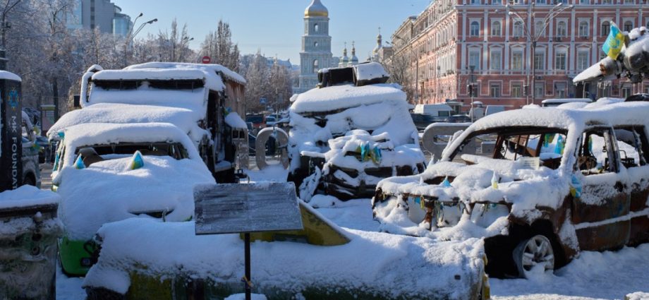 russia-ukraine-war:-list-of-key-events,-day-1,424