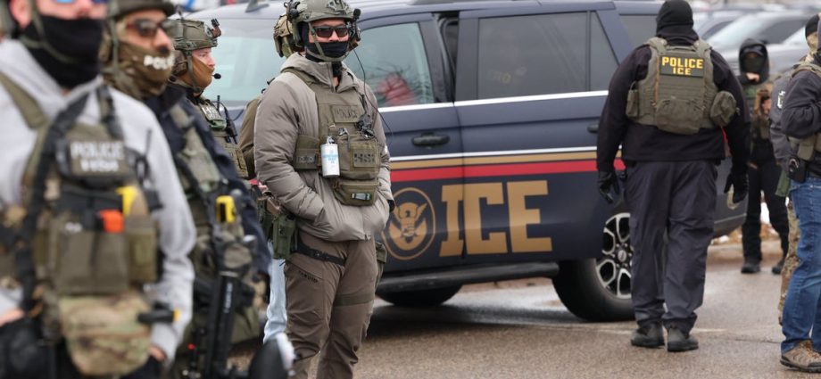 ice-agents-told-not-to-stand-in-front-of-cars-after-renee-good’s-killing:-source