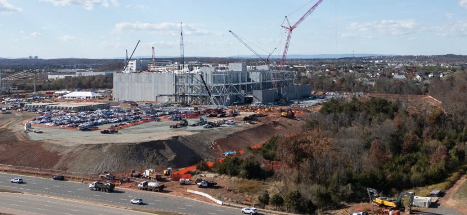 clean-energy-advocates-criticize-‘glaring’-omission-in-white-house-plan-to-fuel-data-centers-in-pjm-region