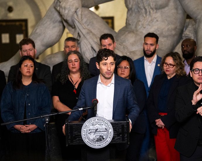 doj-to-investigate-walz-and-frey-over-their-fight-against-ice-occupation